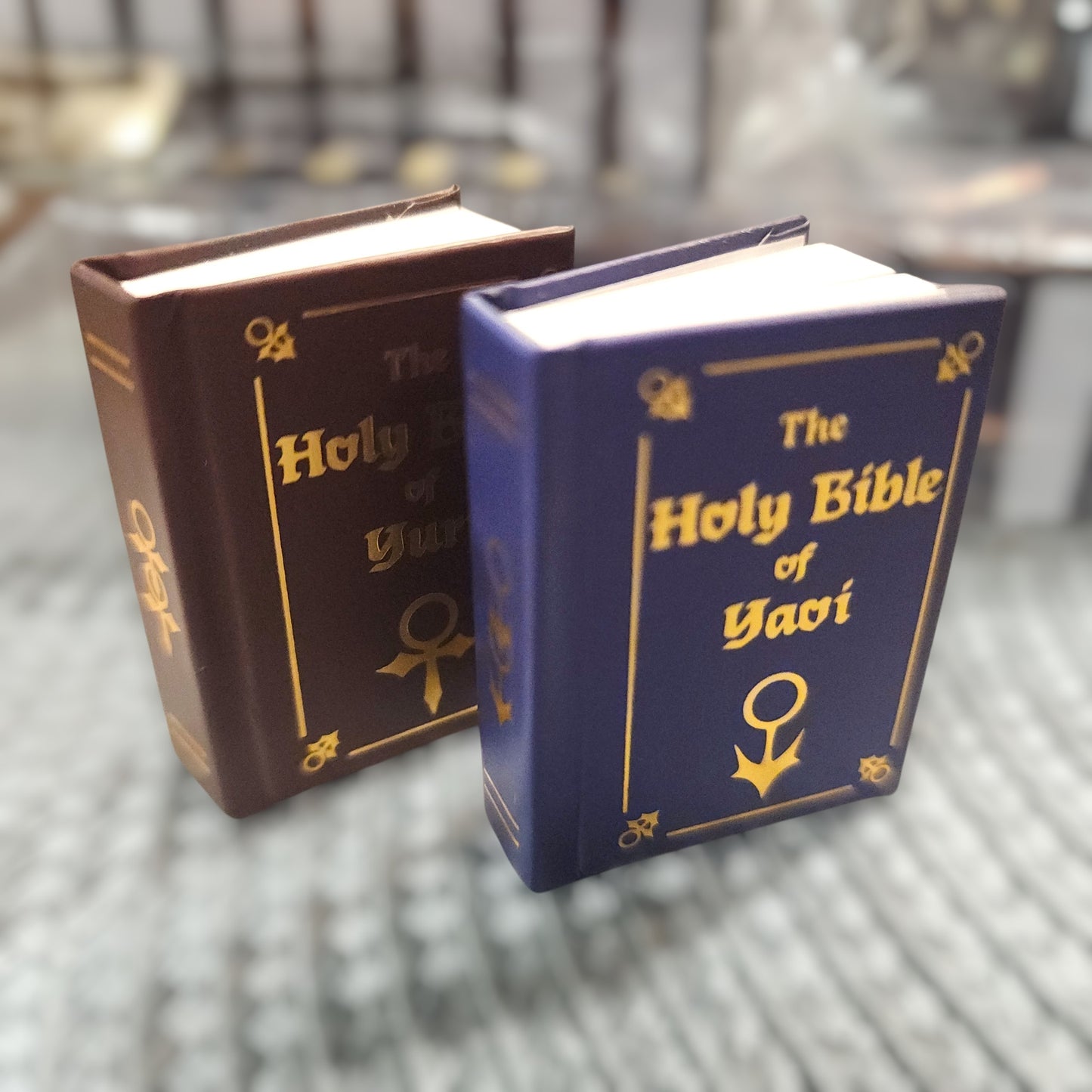 Yaoi & Yuri Bible Mini Book (+ keychain holder)